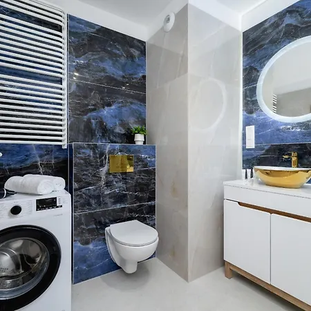 Salsa Z Parkingiem By Renters Apartment *